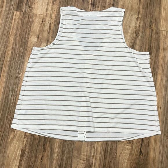 Torrid Womens 5 (5X) White Tan Striped Knit Tank Top (Faux Buttons) - NWT - Picture 5 of 7